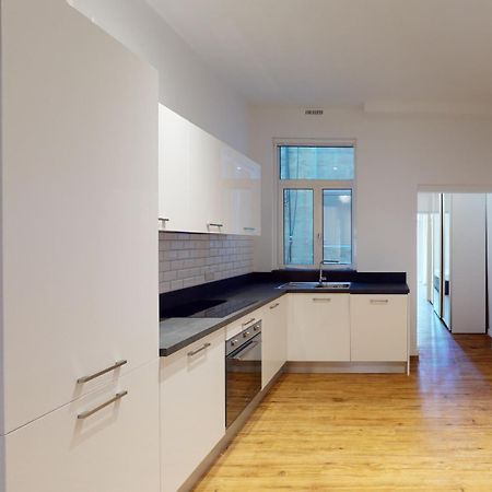 Central And Modern Valletta Flat ภายนอก รูปภาพ