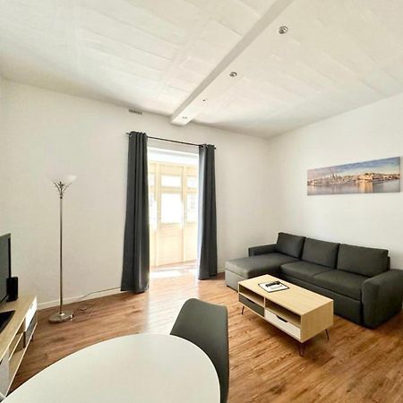 Central And Modern Valletta Flat ภายนอก รูปภาพ