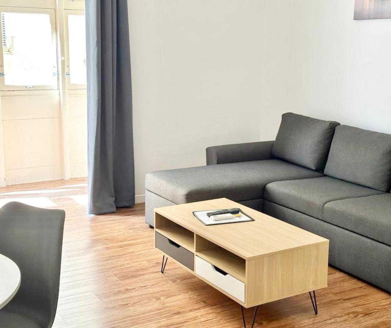 Central And Modern Valletta Flat ภายนอก รูปภาพ